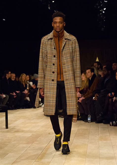 burberry mens fall winter 2016 2017|burberry weekend for men reviews.